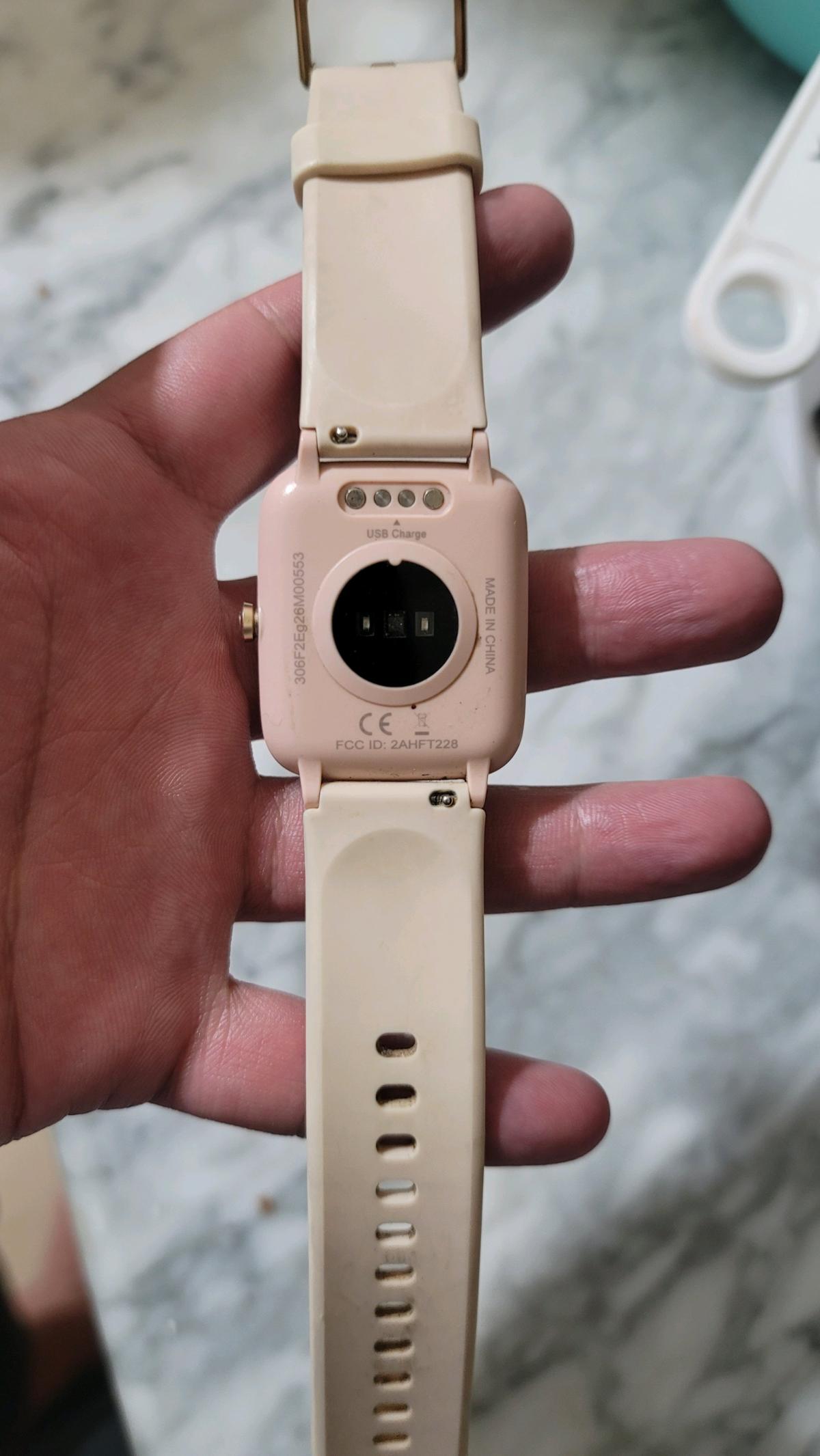 Reloj de mano digital usado