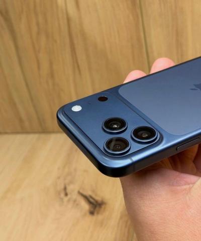 iPhone 17 pro max - Thumbnail 4