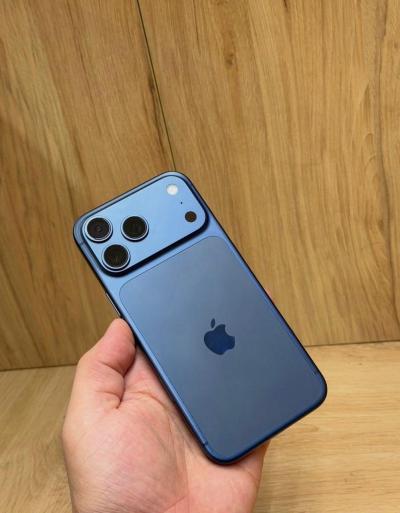 iPhone 17 pro max